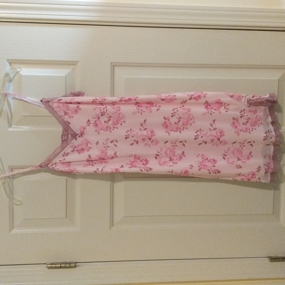 Pink floral nightie